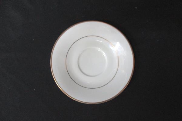 Lot of 7 E & E "Ele Gance" Y001 Ivory Plus Fine China 6" Saucers