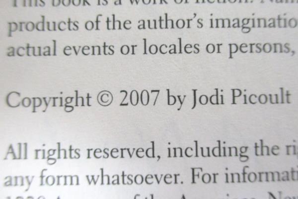 Nineteen Minutes by Jodi Picoult 2007 Paperback