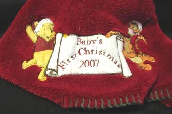 Winnie the Pooh Baby First Christmas Blanket 2007 Nursery 30 x 40 in Crib Disney