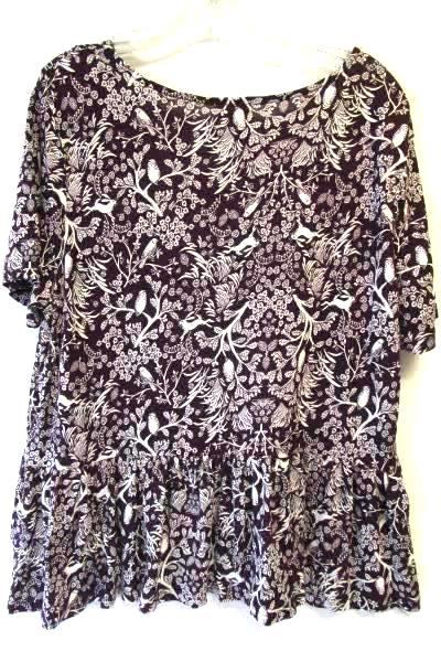 Women's Burgundy White Short Sleeve Floral Animal Print Shirt by Old Navy Size M